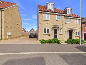 4 bedroom semi detached house for sale