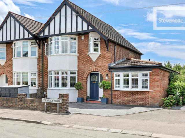 4 bedroom semi detached house for sale
