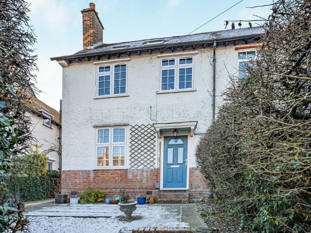 4 bedroom semi detached house for sale