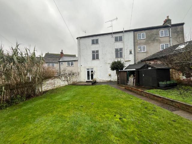4 bedroom semi detached house for sale