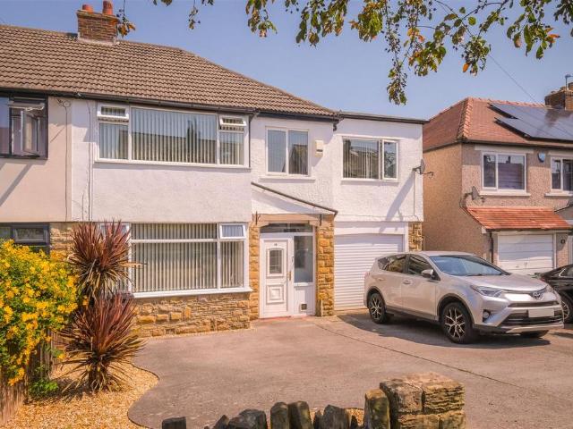 4 bedroom semi detached house for sale