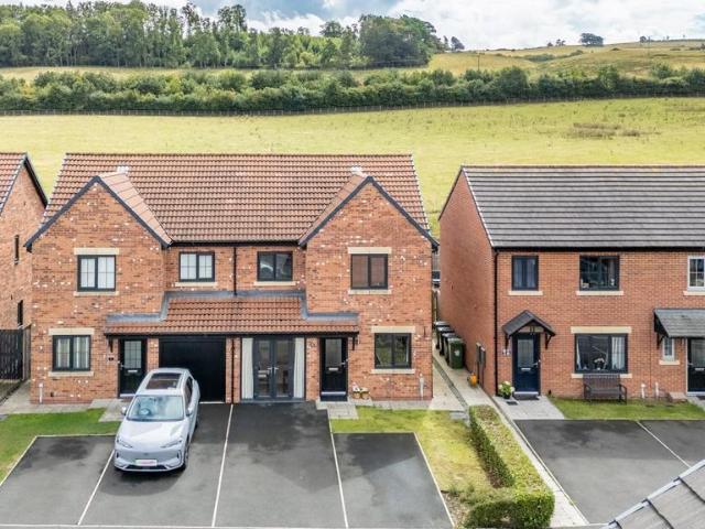 4 bedroom semi detached house for sale