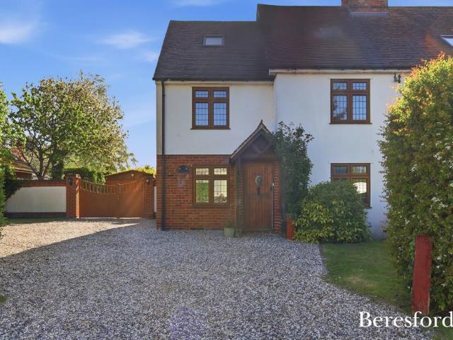 4 bedroom semi detached house for sale