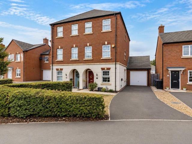 4 bedroom semi detached house for sale