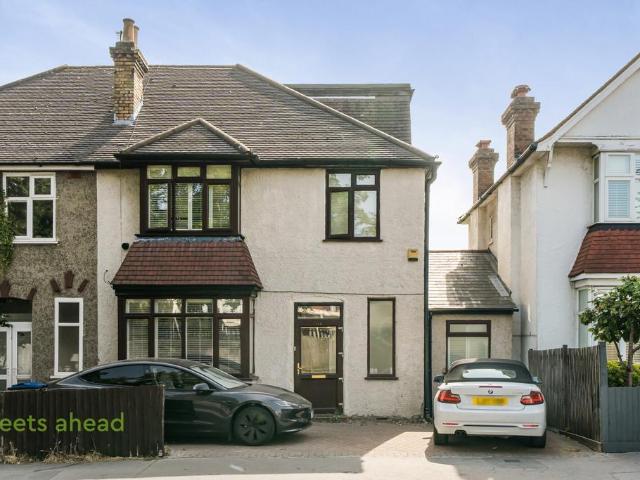 4 bedroom semi detached house for sale