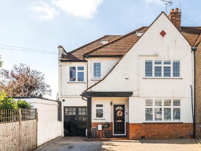 4 bedroom semi detached house for sale