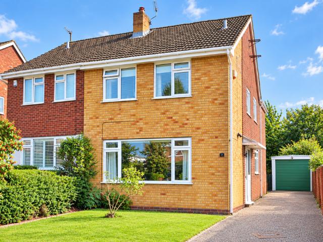 4 bedroom semi detached house for sale