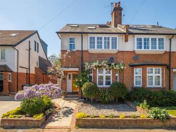 4 bedroom semi detached house for sale