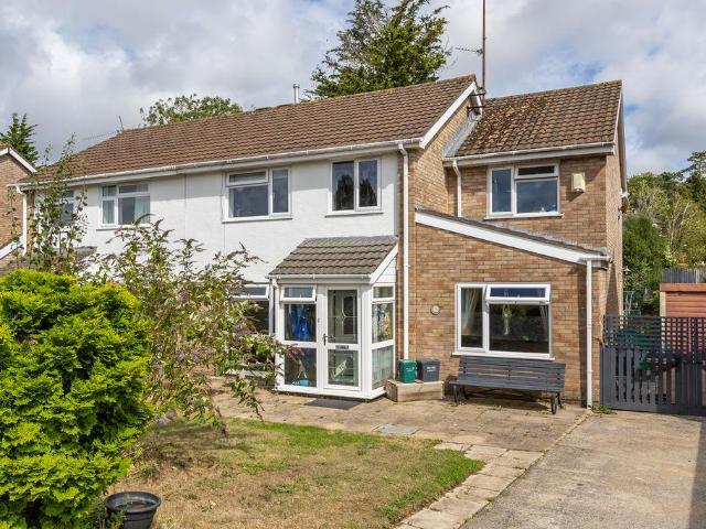 4 bedroom semi detached house for sale
