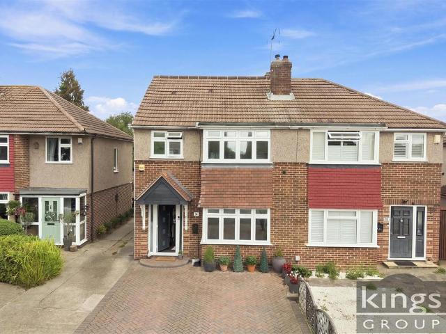 4 bedroom semi detached house for sale