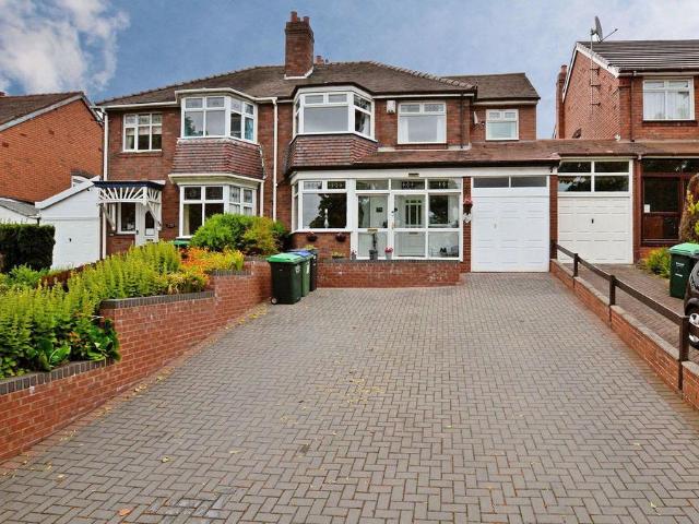 4 bedroom semi detached house for sale