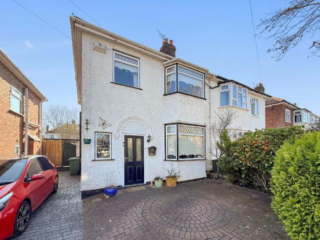 4 bedroom semi detached house for sale