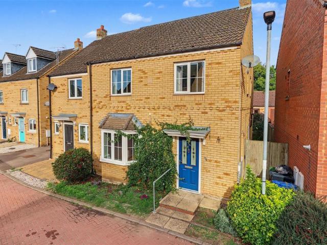 4 bedroom semi detached house for sale