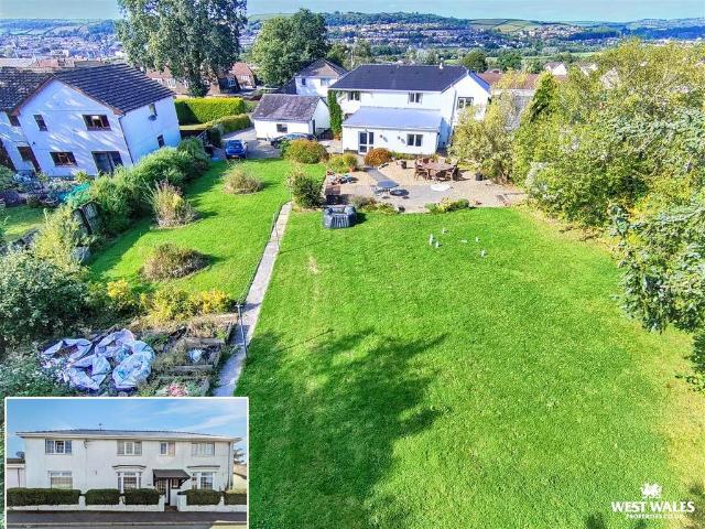 4 bedroom semi detached house for sale