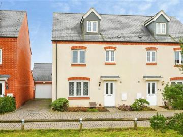 4 bedroom semi detached house for sale