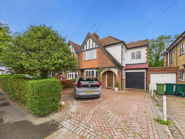 4 bedroom semi detached house for sale