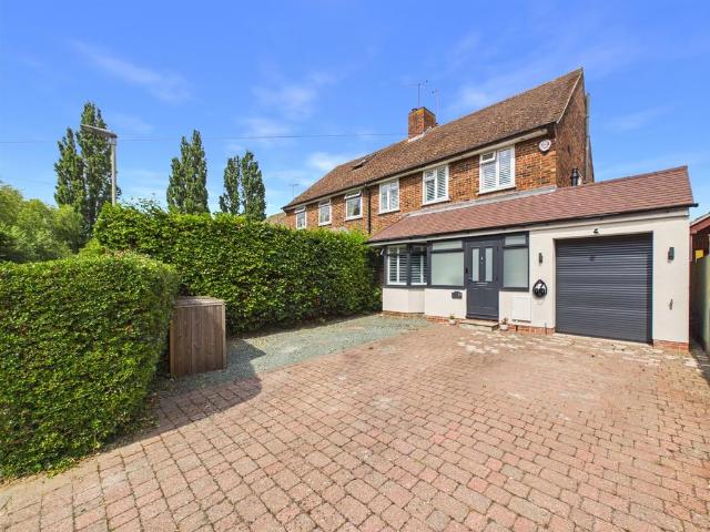 4 bedroom semi detached house for sale