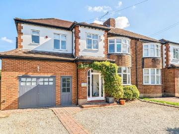 4 bedroom semi detached house for sale