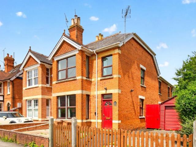 4 bedroom semi detached house for sale