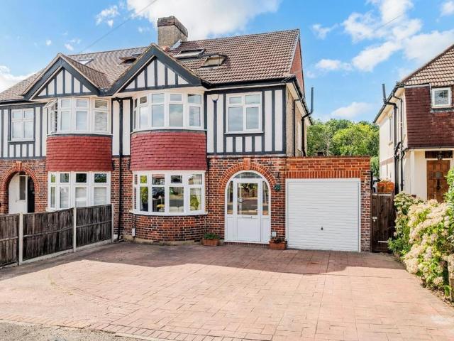 4 bedroom semi detached house for sale