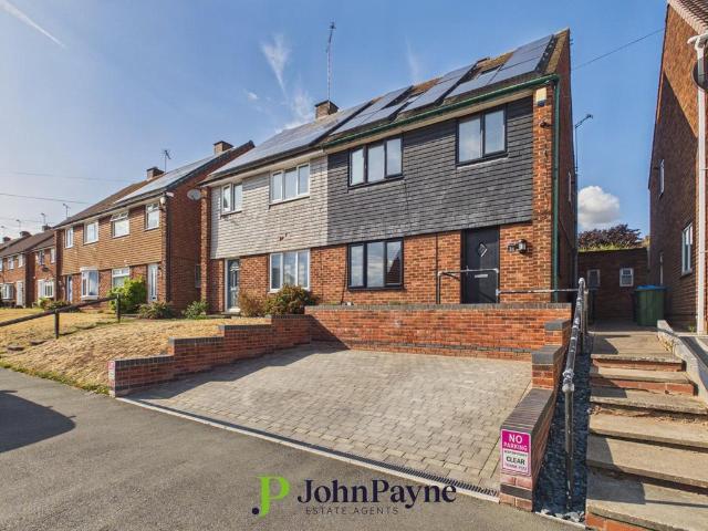 4 bedroom semi detached house for sale