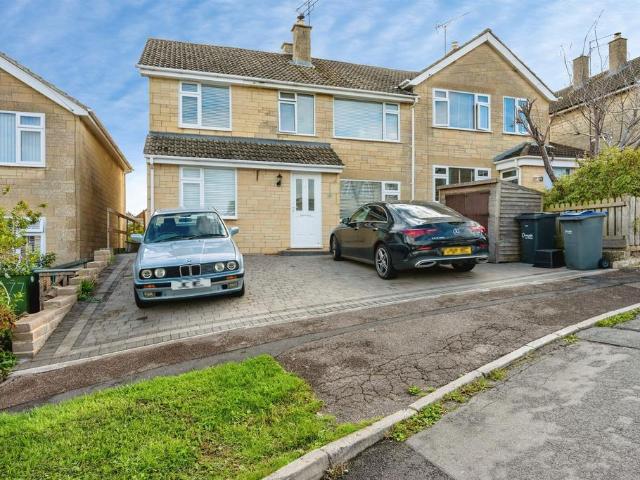 4 bedroom semi detached house for sale