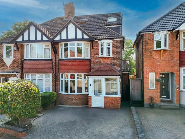 4 bedroom semi detached house for sale