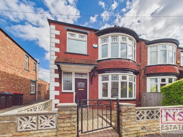 4 bedroom semi detached house for sale