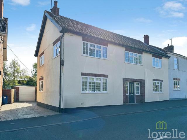 4 bedroom semi detached house for sale