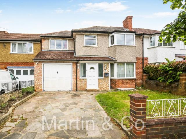 4 bedroom semi detached house for sale