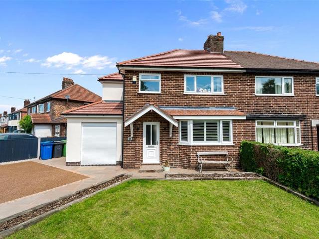 4 bedroom semi detached house for sale