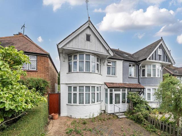 4 bedroom semi detached house for sale