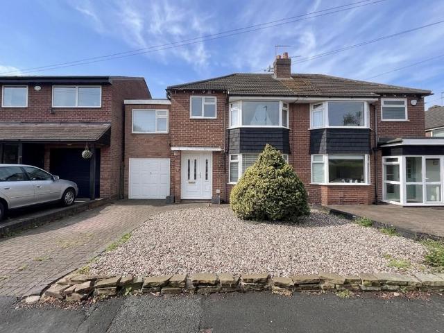 4 bedroom semi detached house for sale