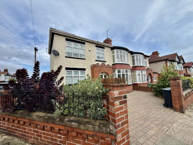 4 bedroom semi detached house for sale