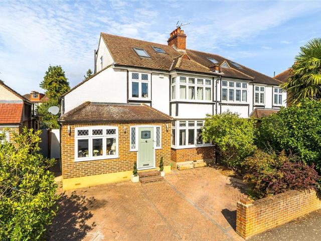 4 bedroom semi detached house for sale