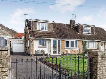 4 bedroom semi detached house for sale