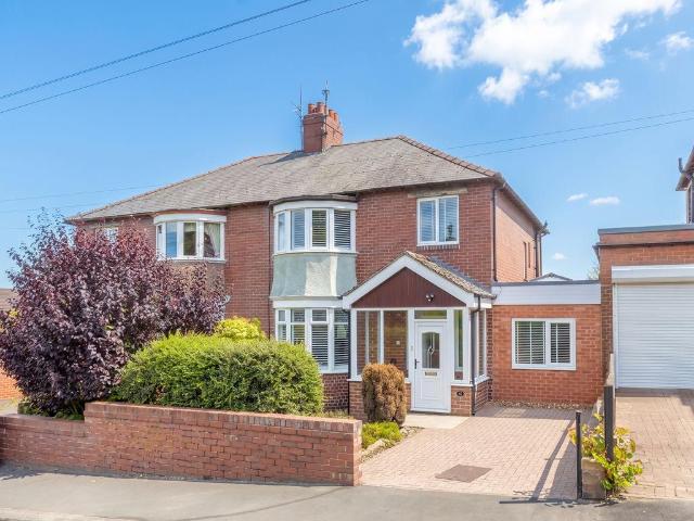 4 bedroom semi detached house for sale