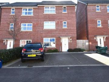4 bedroom semi detached house for sale