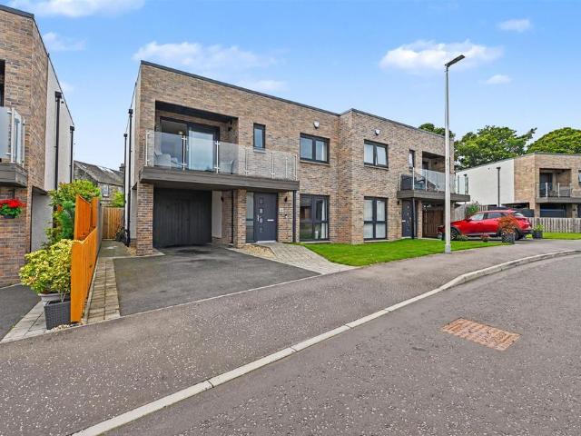 4 bedroom semi detached house for sale