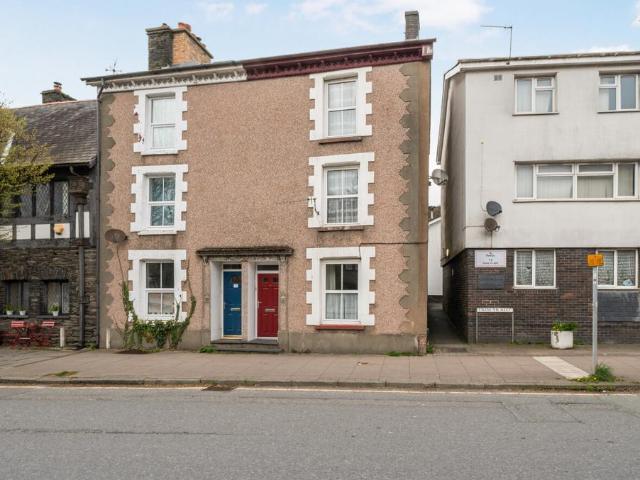 4 bedroom semi detached house for sale
