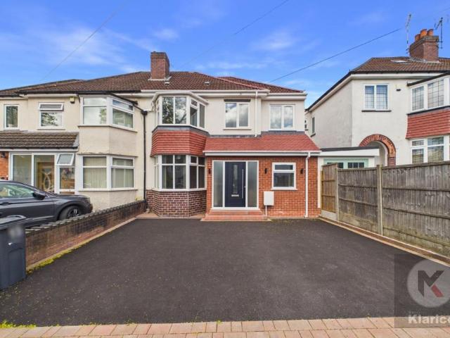 4 bedroom semi detached house for sale