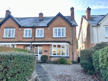 4 bedroom semi detached house for sale