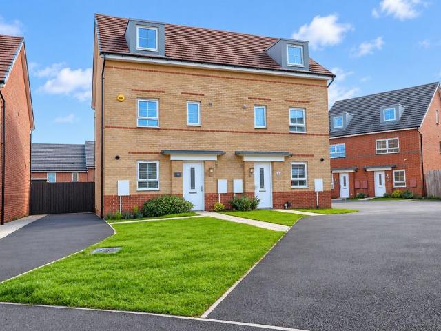 4 bedroom semi detached house for sale