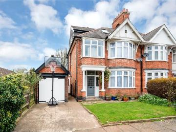 4 bedroom semi detached house for sale