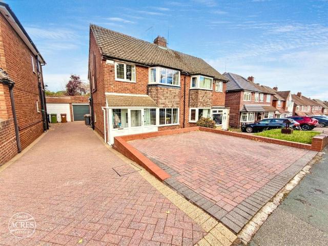 4 bedroom semi detached house for sale