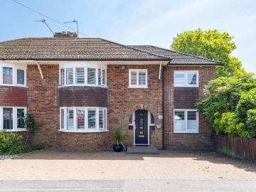 4 bedroom semi detached house for sale