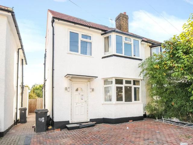 4 bedroom semi detached house for sale