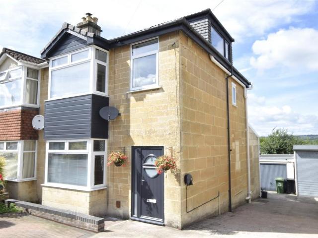 4 bedroom semi detached house for sale