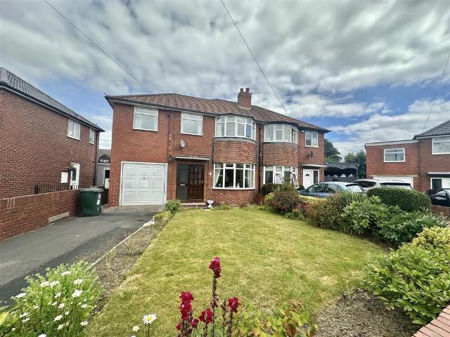 4 bedroom semi detached house for sale