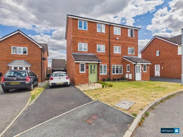 4 bedroom semi detached house for sale